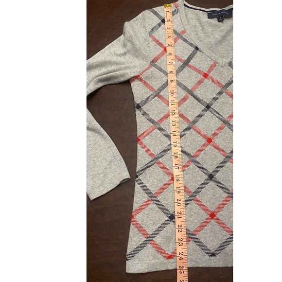 Tommy Hilfiger‎ Gray Argyle V-Neck Sweater Women's Med Preppy Academia Layering - Picture 5 of 8